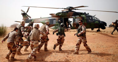 الدفاع الفرنسية: لم يتأثر أى من جنودنا فى العراق بالضربات الإيرانية